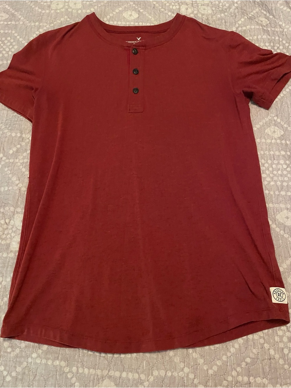 American Eagle Outfitters Men's Short-Sleeve Henley - Burgundy